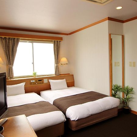 Hotel Livemax Budget Naha Tomarikou Exterior foto