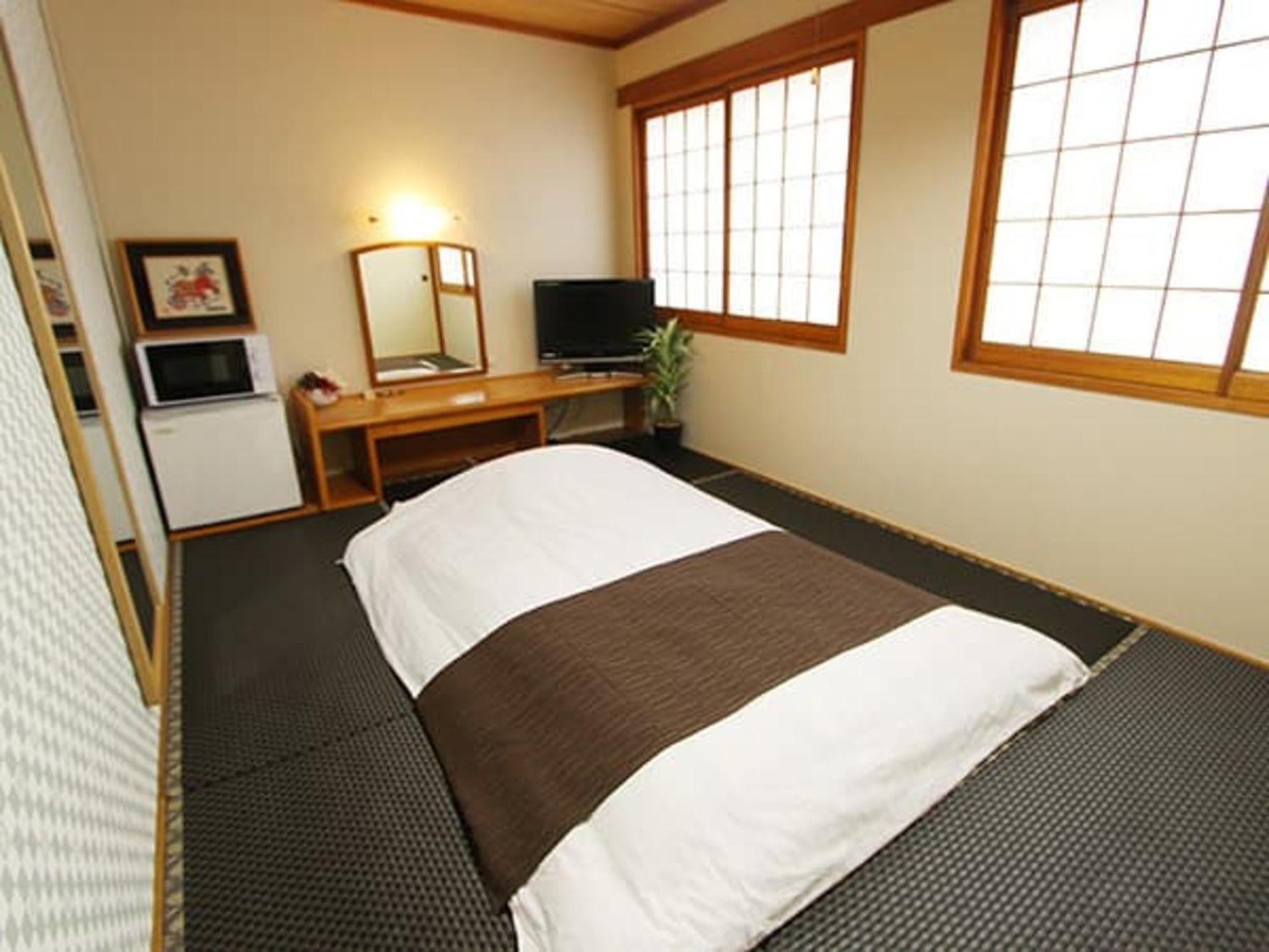 Hotel Livemax Budget Naha Tomarikou Exterior foto
